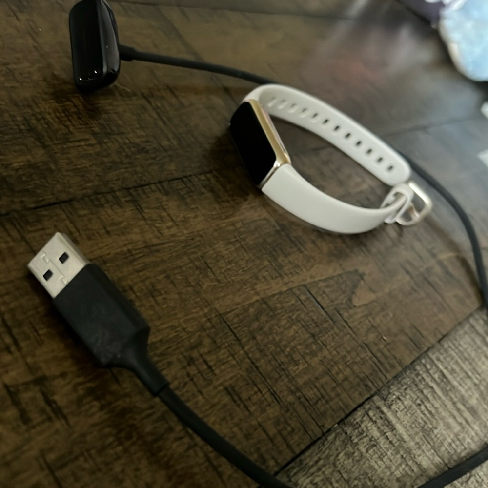 Fitbit Luxe